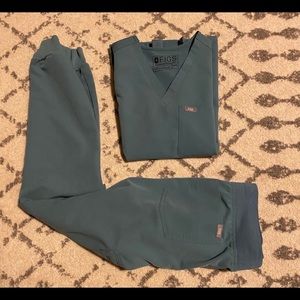 Hydrogreen Figs Scrub Set